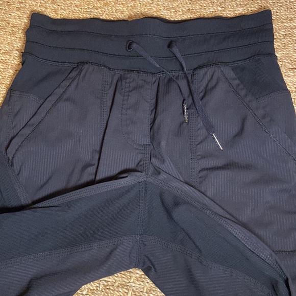 Lululemon Street to Studio Pant II Unlined 28” - Picture 7 of 10